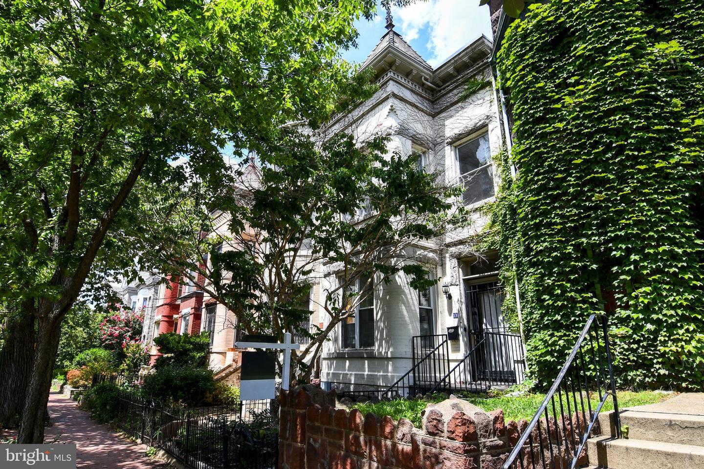 Property Photo: 11 R Street NW DC 20001
