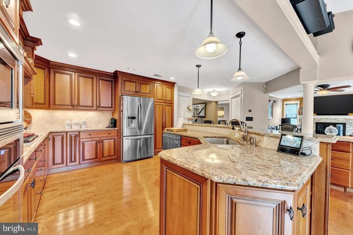 Property Photo:  8 Libby Drive  NJ 08852 