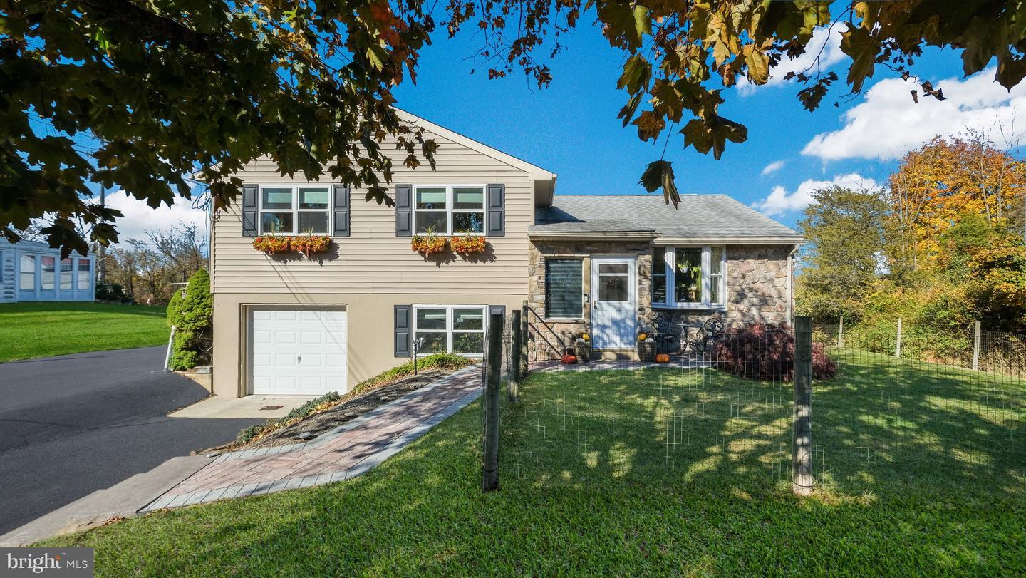 Property Photo:  7078 Easton Road  PA 18947 