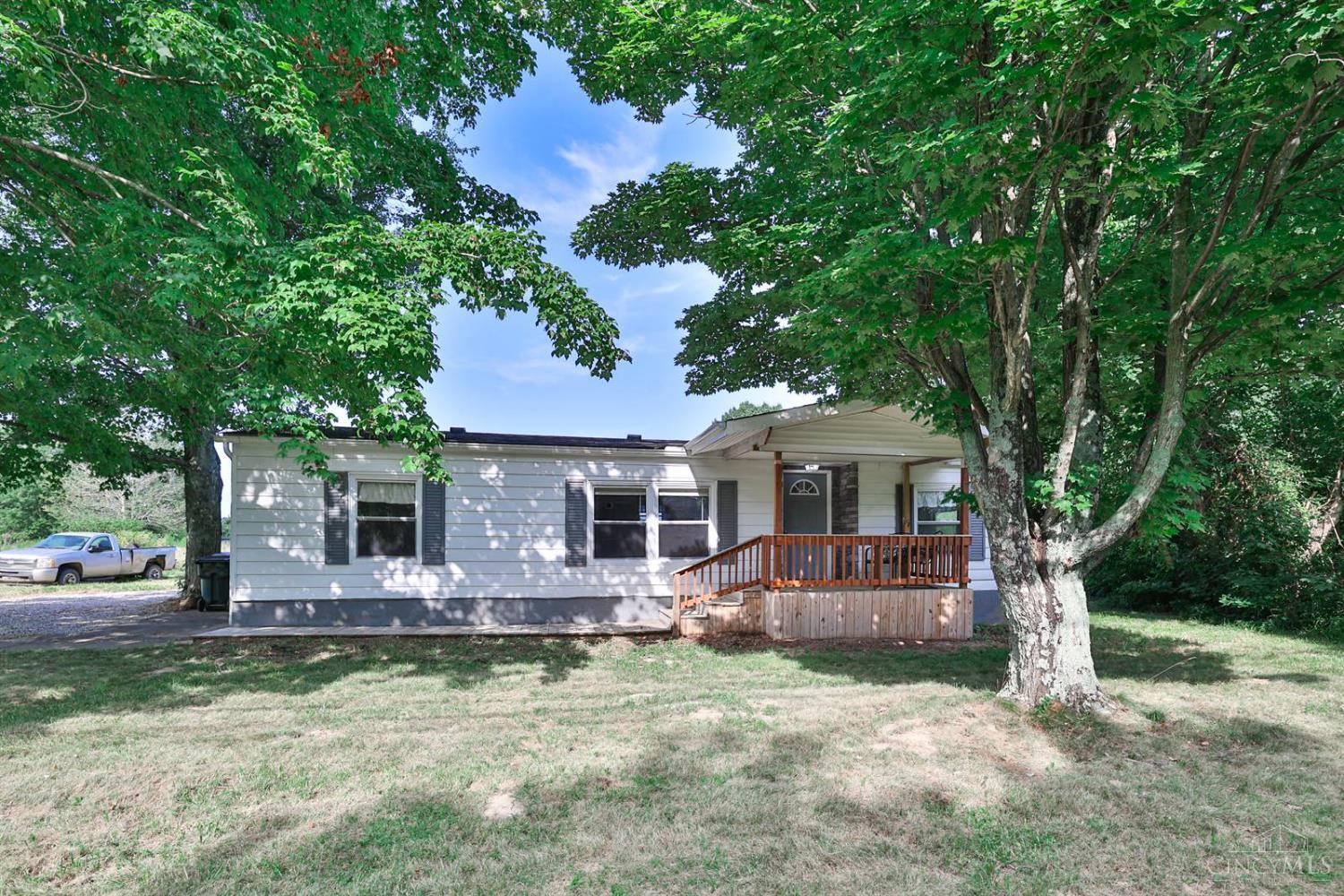 Property Photo: 1985 Laurel Lindale Road OH 45157