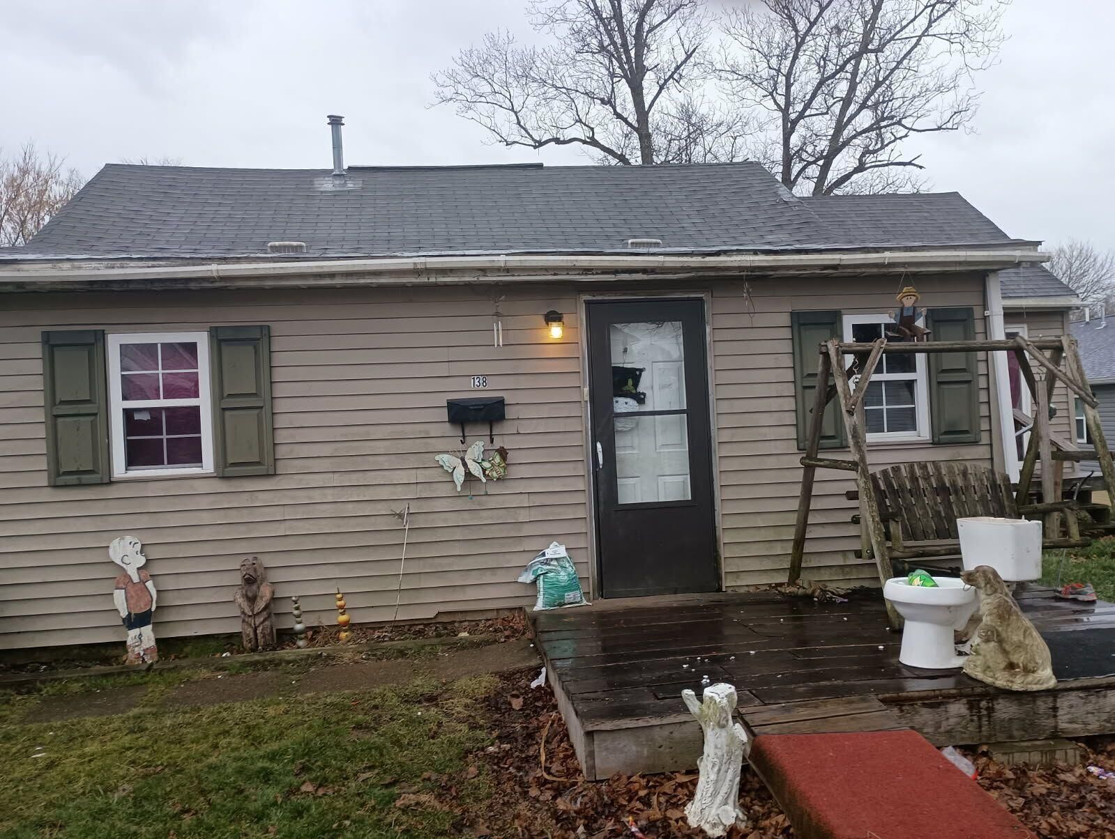 Property Photo: 138 Potters Lane OH 43777