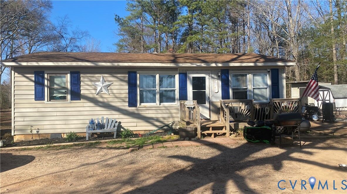 Property Photo:  13820 Butlers Road  VA 23002