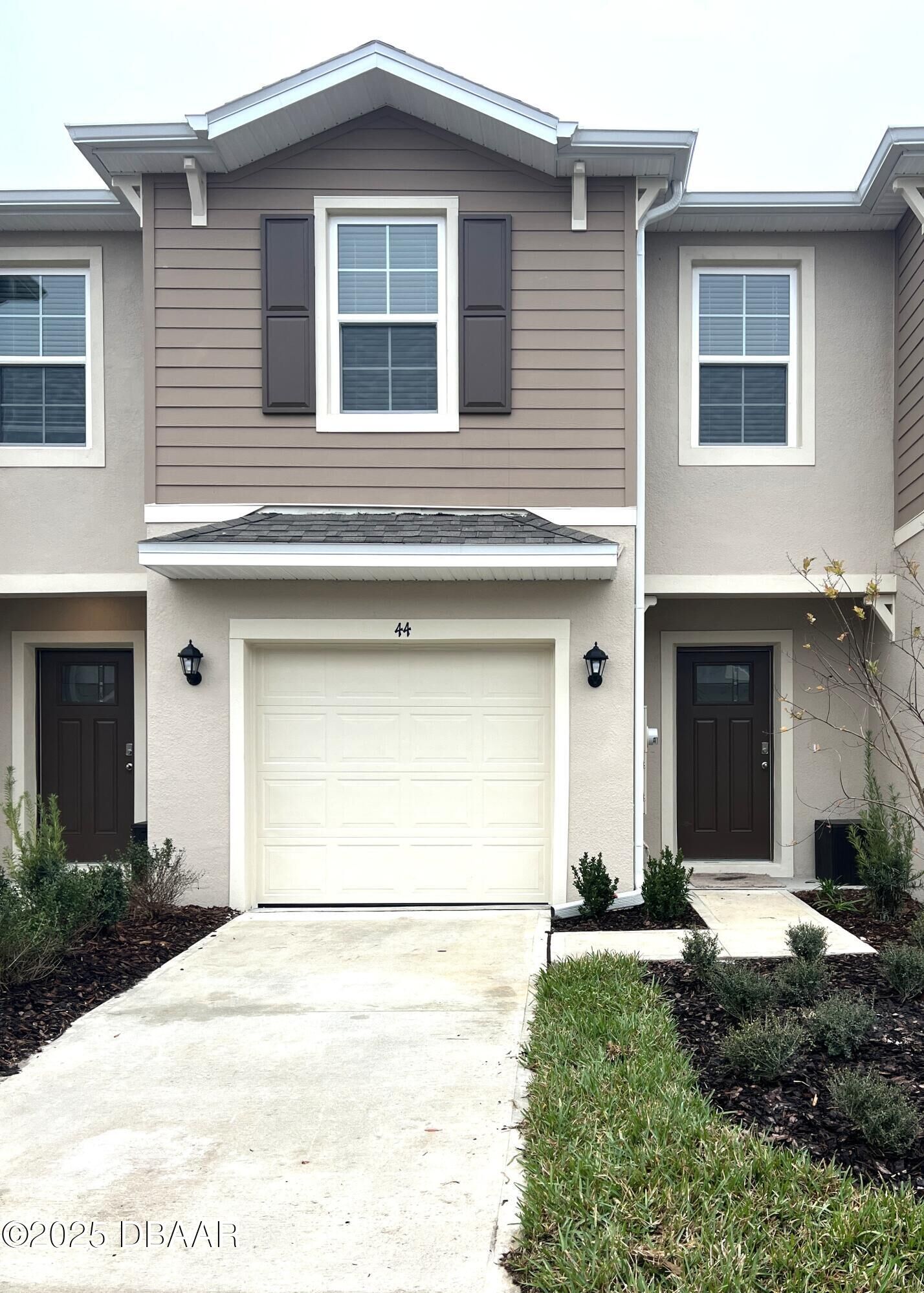 Photo de la propriété: 44 Bella Lago Circle FL 32129