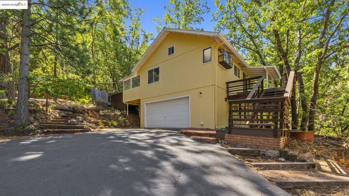 Property Photo: 24129 Awahanee Rd. CA 95370