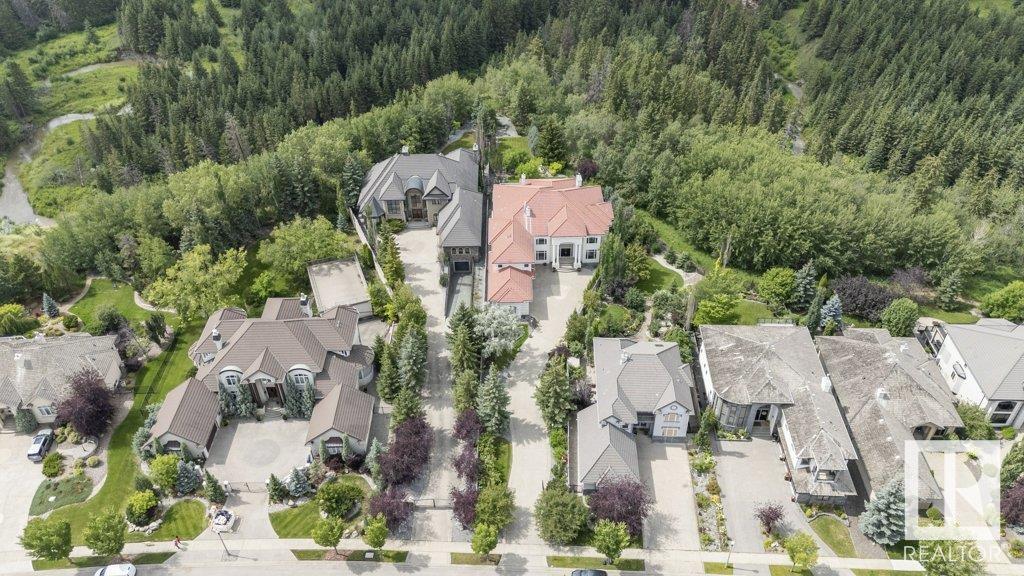 Property Photo: 1128 119 Street NW AB T6J 7H7