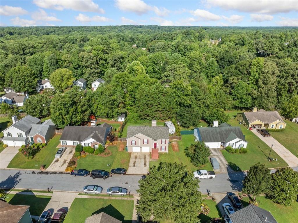 Property Photo: 7106 Oakwood Circle GA 30273