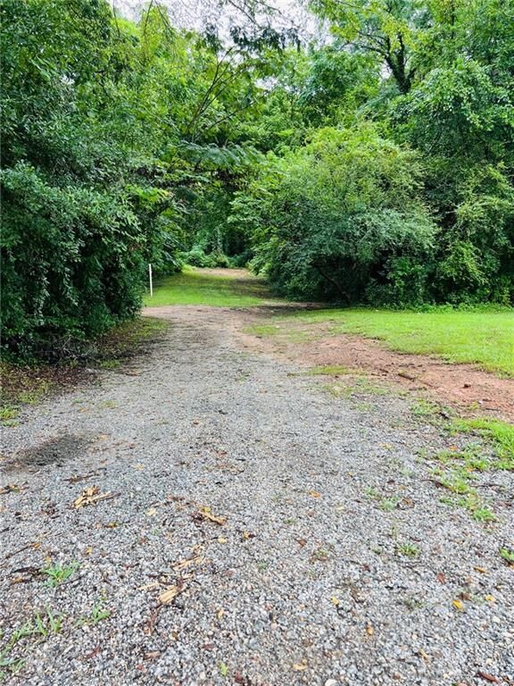 Property Photo: 14 Hamilton Bohannon Drive GA 30263