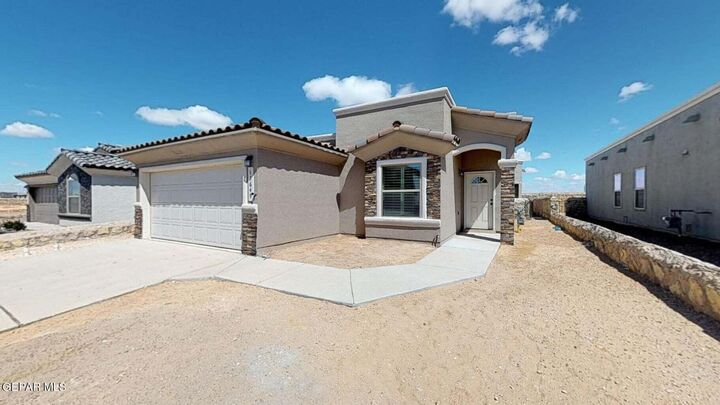 Property Photo: 13928 Paseo Perlas Drive TX 79928