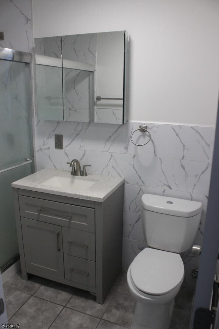 Property Photo: 548 Maple Ave 1C NJ 07202