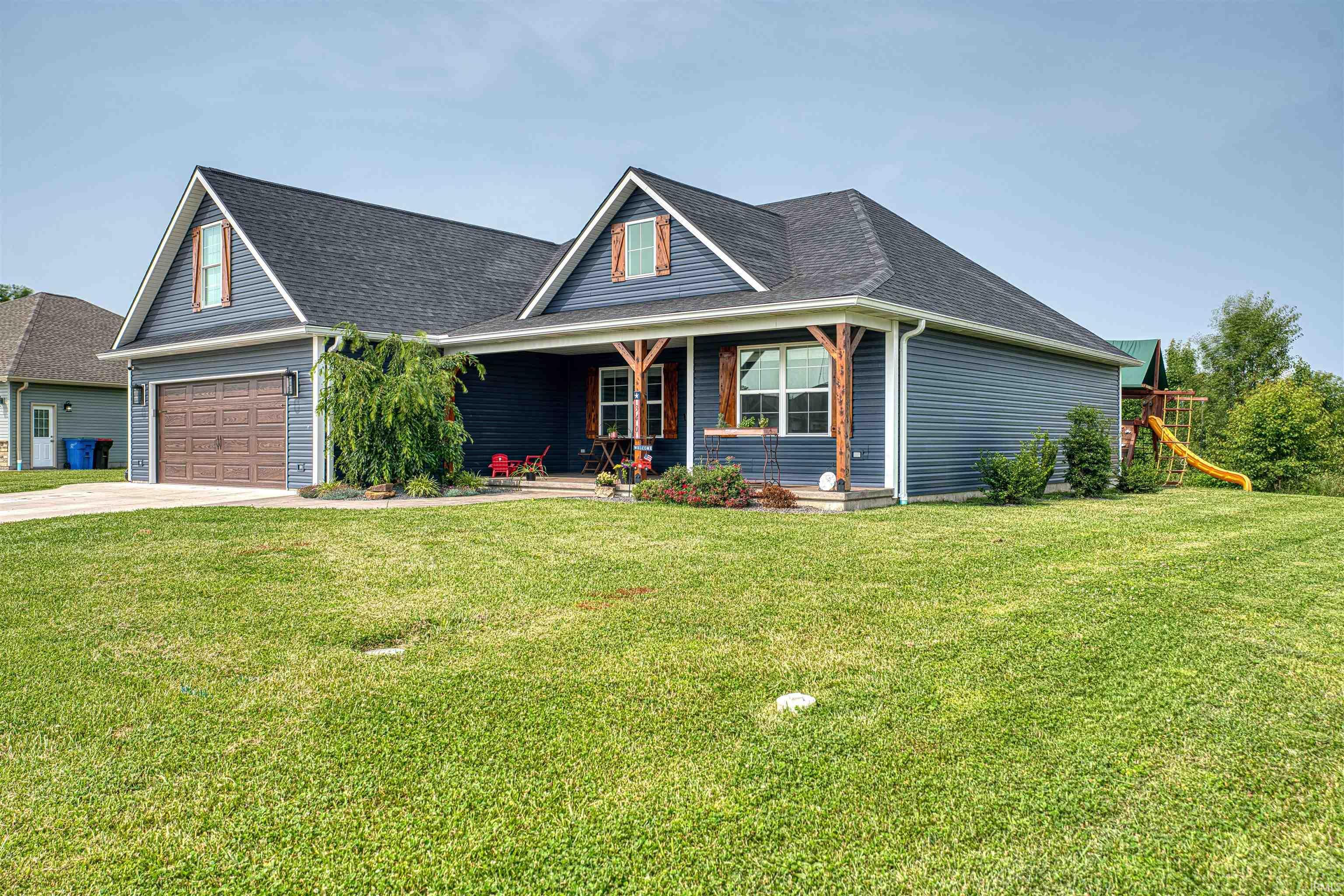 Property Photo: 340 Wabash Circle IN 47610