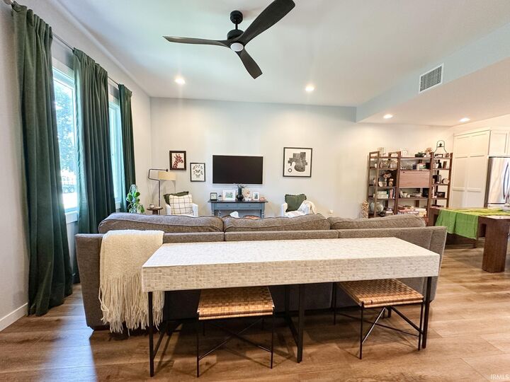 Property Photo: 31 Jefferson Avenue 110 IN 47713
