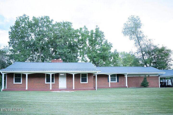Property Photo: 7704 Collier Rd. Rd TN 37849