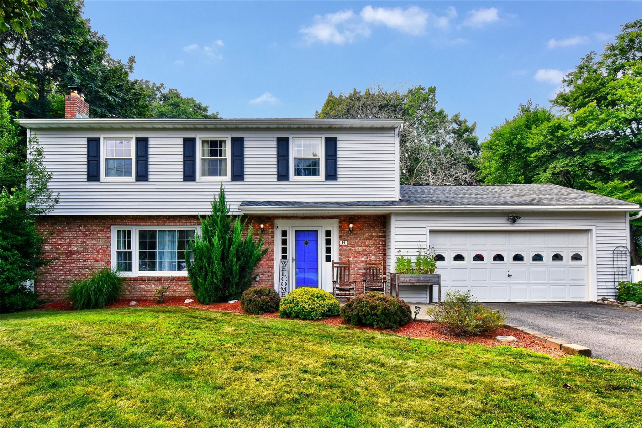 Property Photo: 14 Cimorelli Drive NY 12553