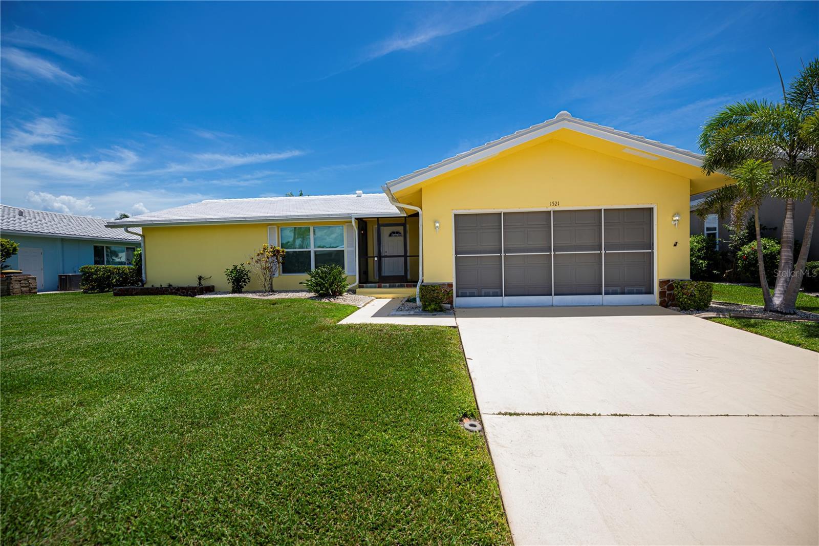 Property Photo:  1521 San Marino Court  FL 33950 