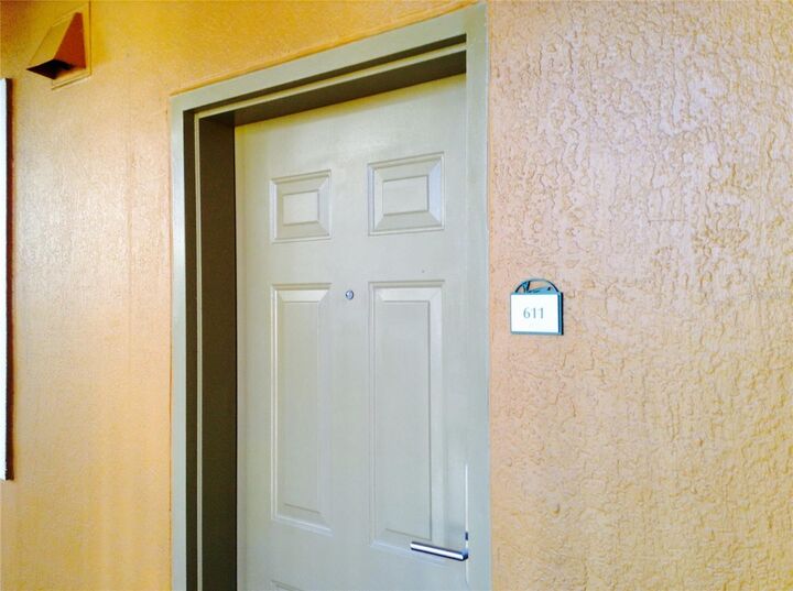 Property Photo: 12527 Floridays Resort Drive 611-E FL 32821