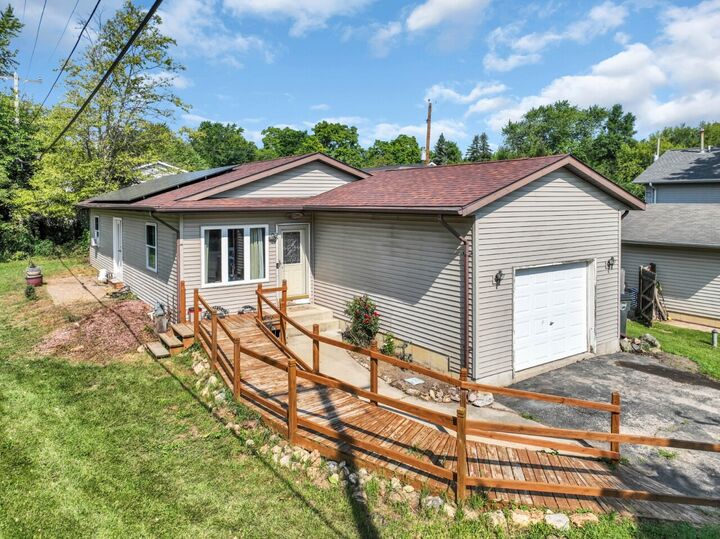 12132 221st Ave  Salem Lakes WI 53104 photo