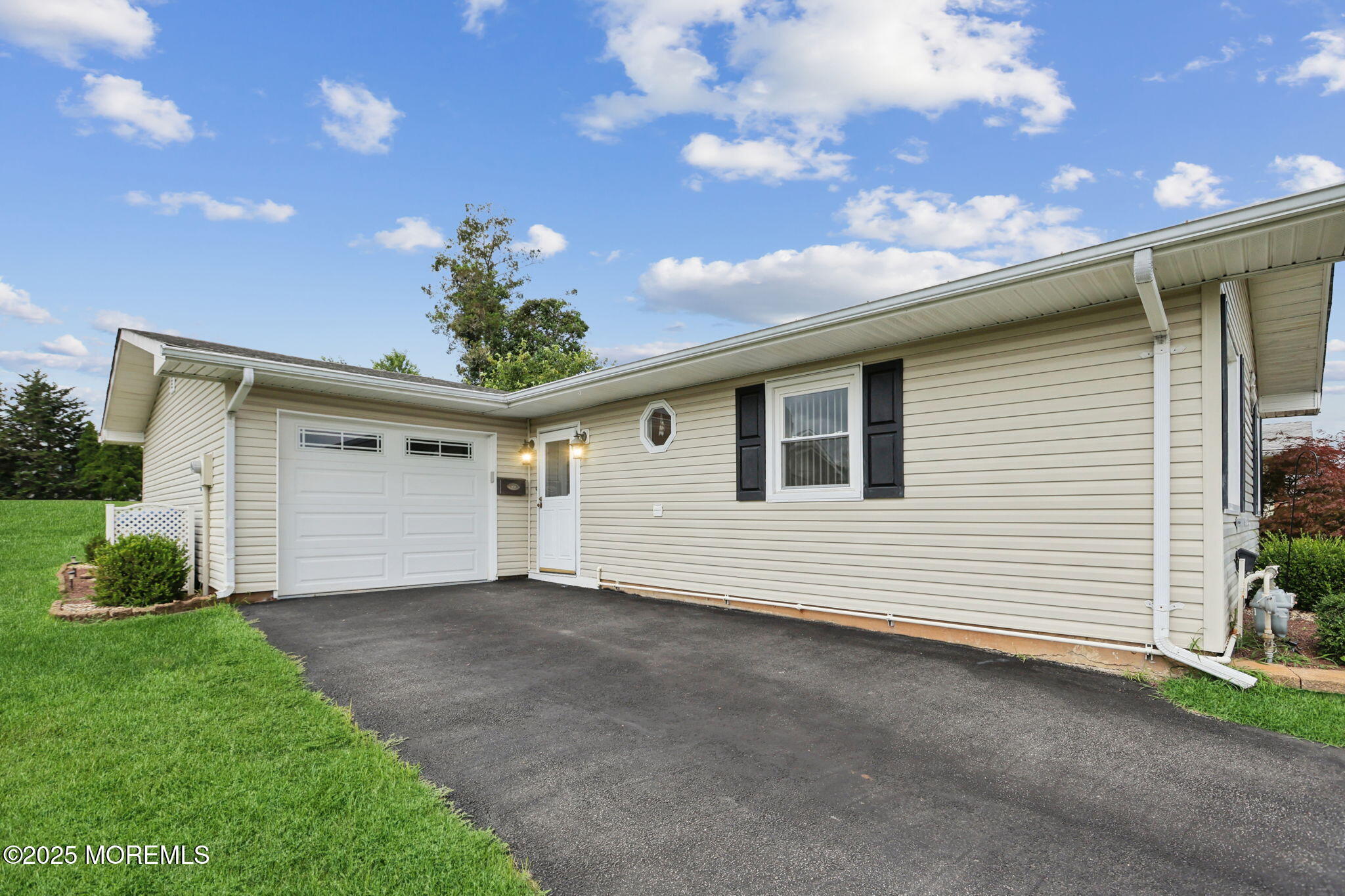 Property Photo: 50 Collins Court NJ 08724