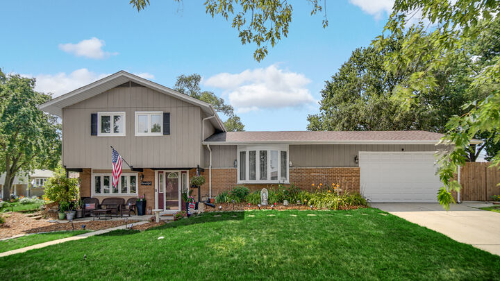 5524 La Palm Drive  Oak Forest IL 60452 photo
