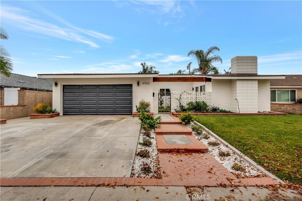 Property Photo: 6532 Rome Circle CA 92647