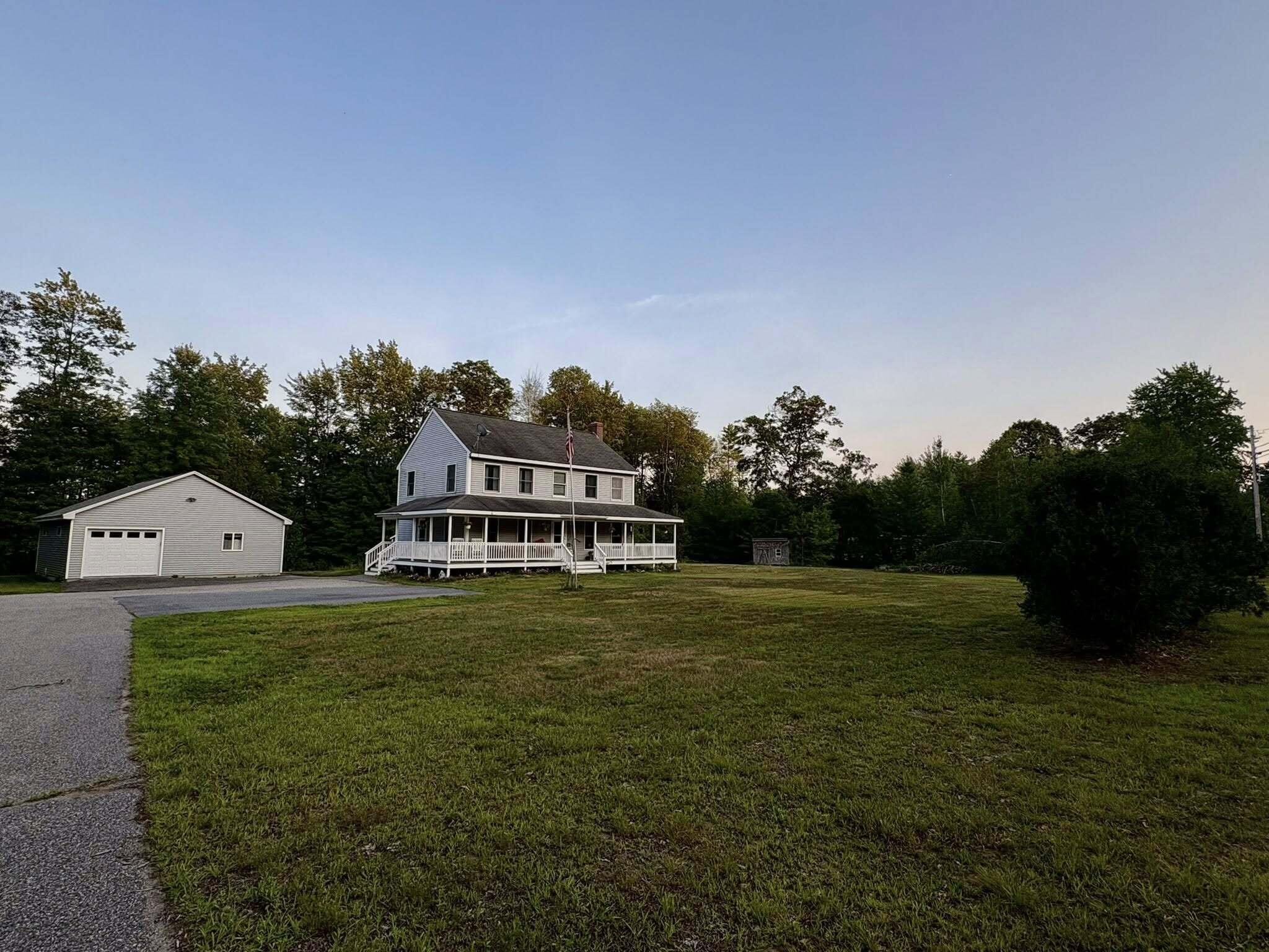 Property Photo:  632 Main Street  ME 04087 