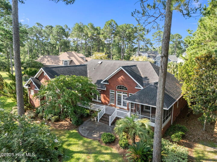Property Photo: 547 Blakely Court NW NC 28467