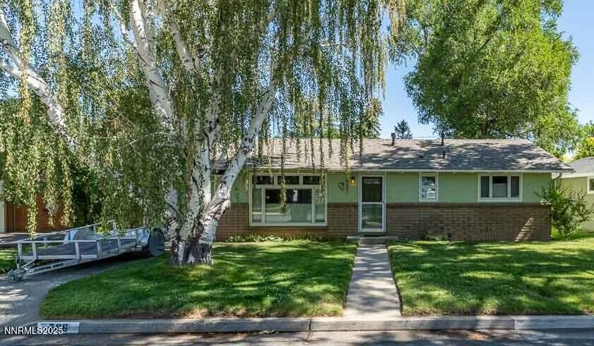 Property Photo: 706 Hillcrest Road NV 89703