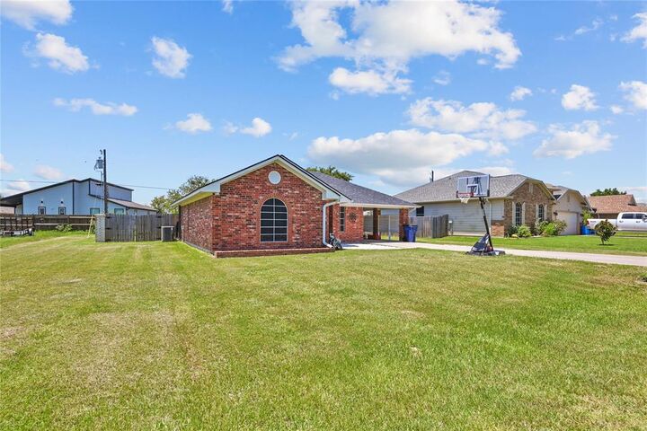 Property Photo:  309 Flying Bridge Drive  TX 75156 