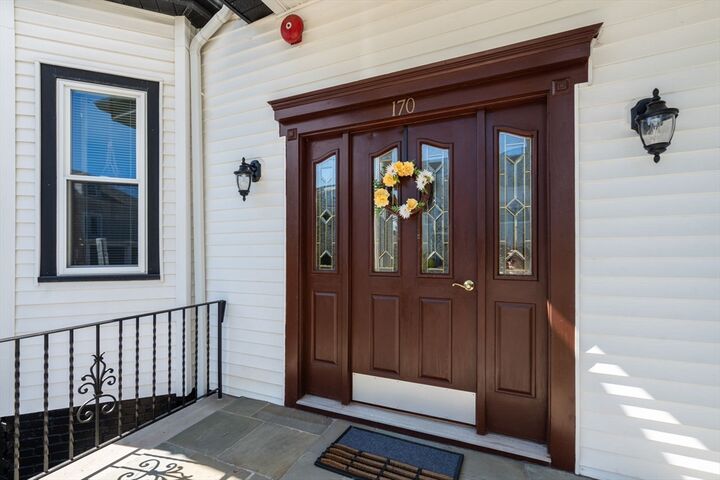 Property Photo:  170 Highland Ave 5  MA 02143 