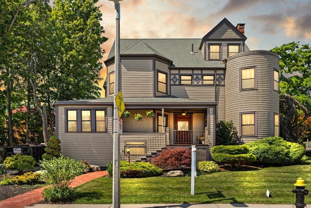 Property Photo:  6 Fairfax Street  MA 02124 