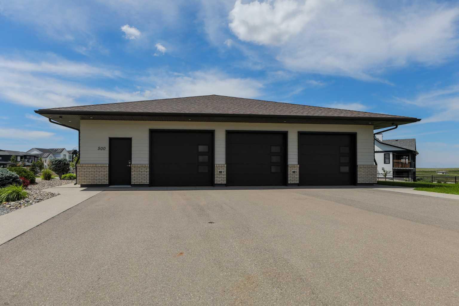 Photo de la propriété: 500 Gold Canyon Place S AB T1K 8J1