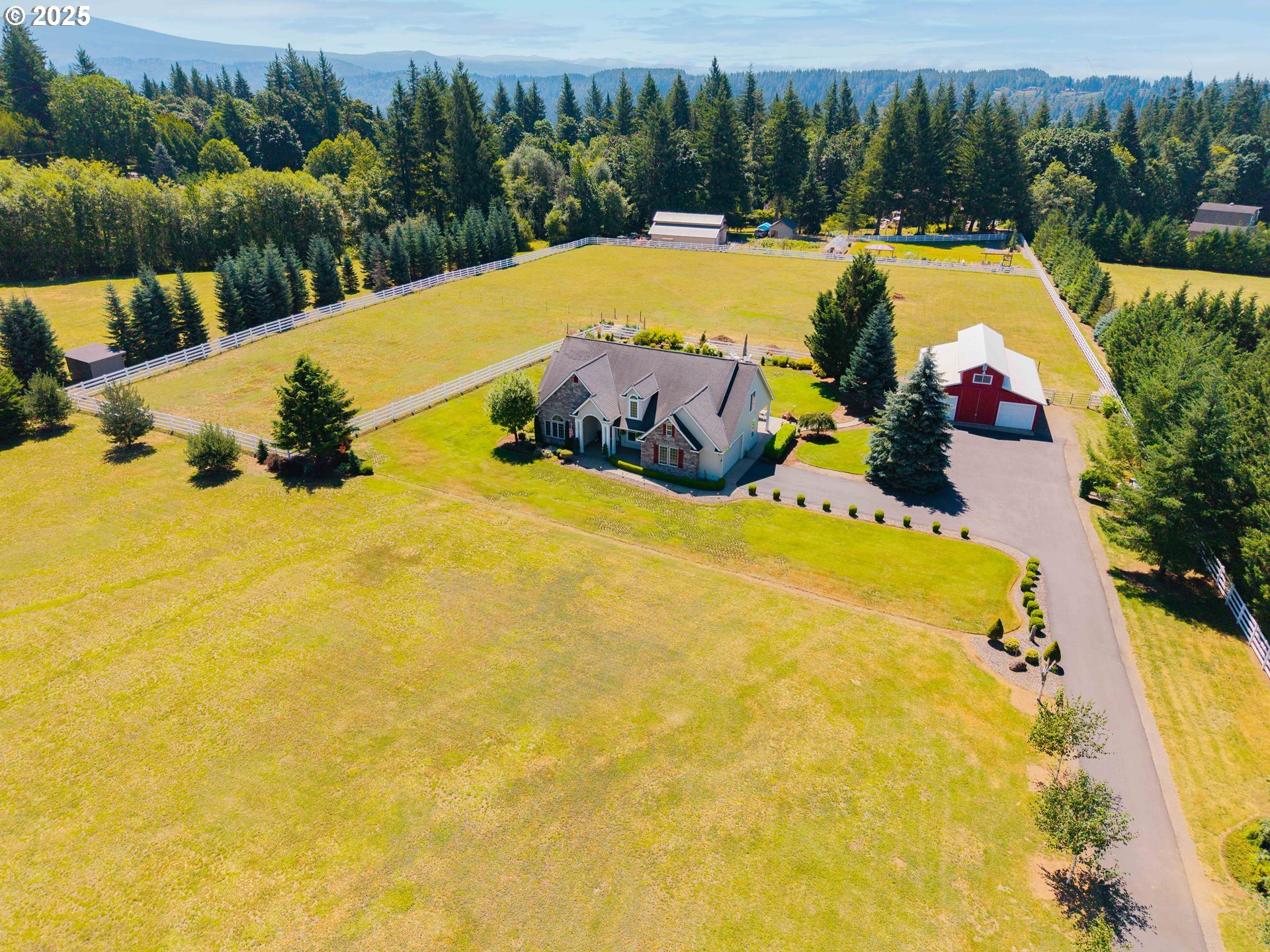Property Photo:  38901 NE 25th St  WA 98671 