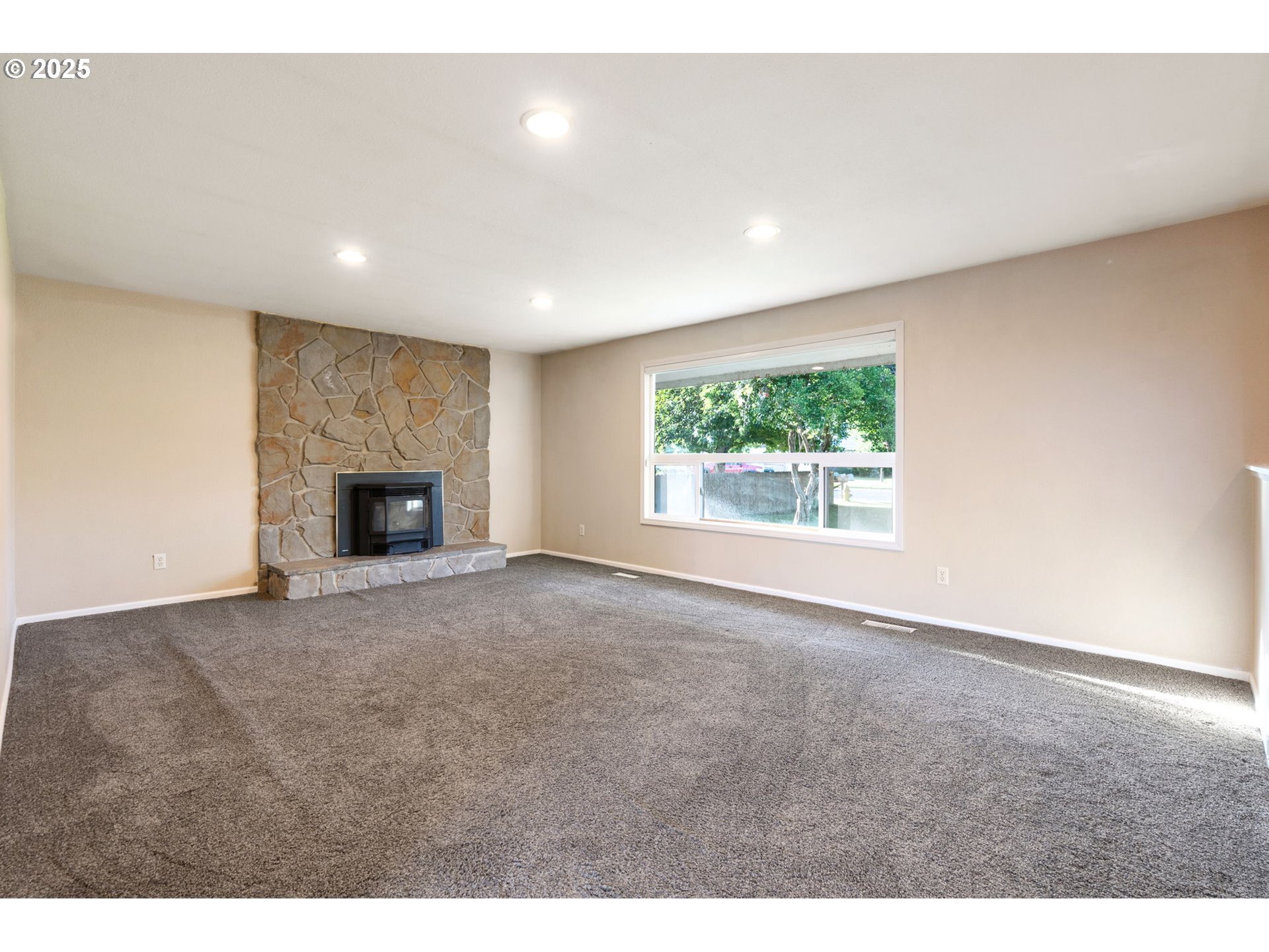 Property Photo: 333 NE Boardman Ave OR 97818