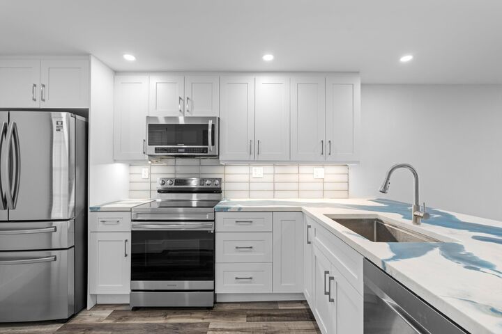 Property Photo: 6 Royal Palm Way 509 FL 33432