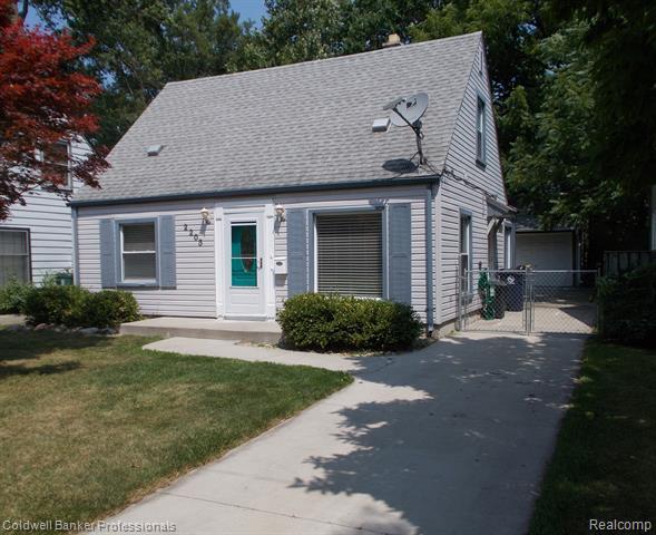 2205 E 10 Mile Road  Royal Oak MI 48067 photo