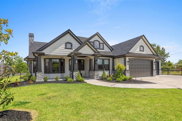 Property Photo: 1201 Belle Alee Lane LA 70605