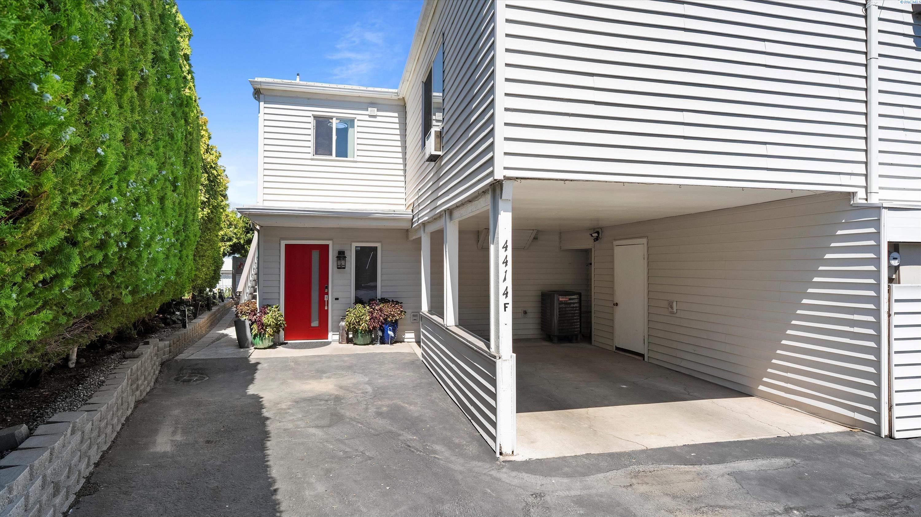 Property Photo: 4414 W Rio Grande Ave Unit F WA 99336