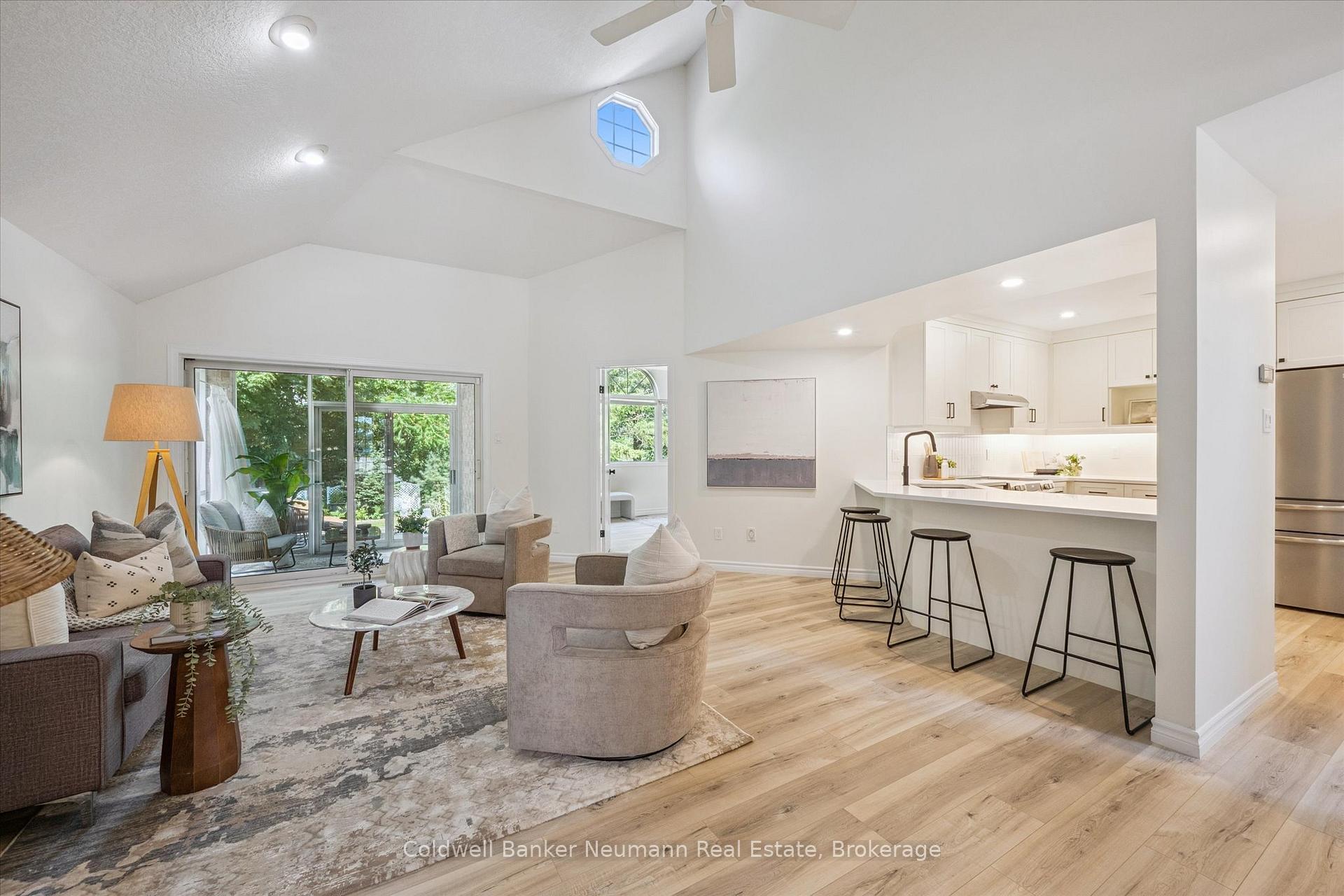 Property Photo:  1550 Gordon Street 9  ON N1L 1C7 