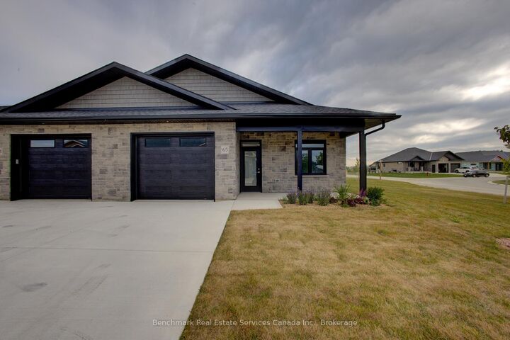 53 Cavalier Crescent  Huron-Kinloss ON N0G 2R0 photo