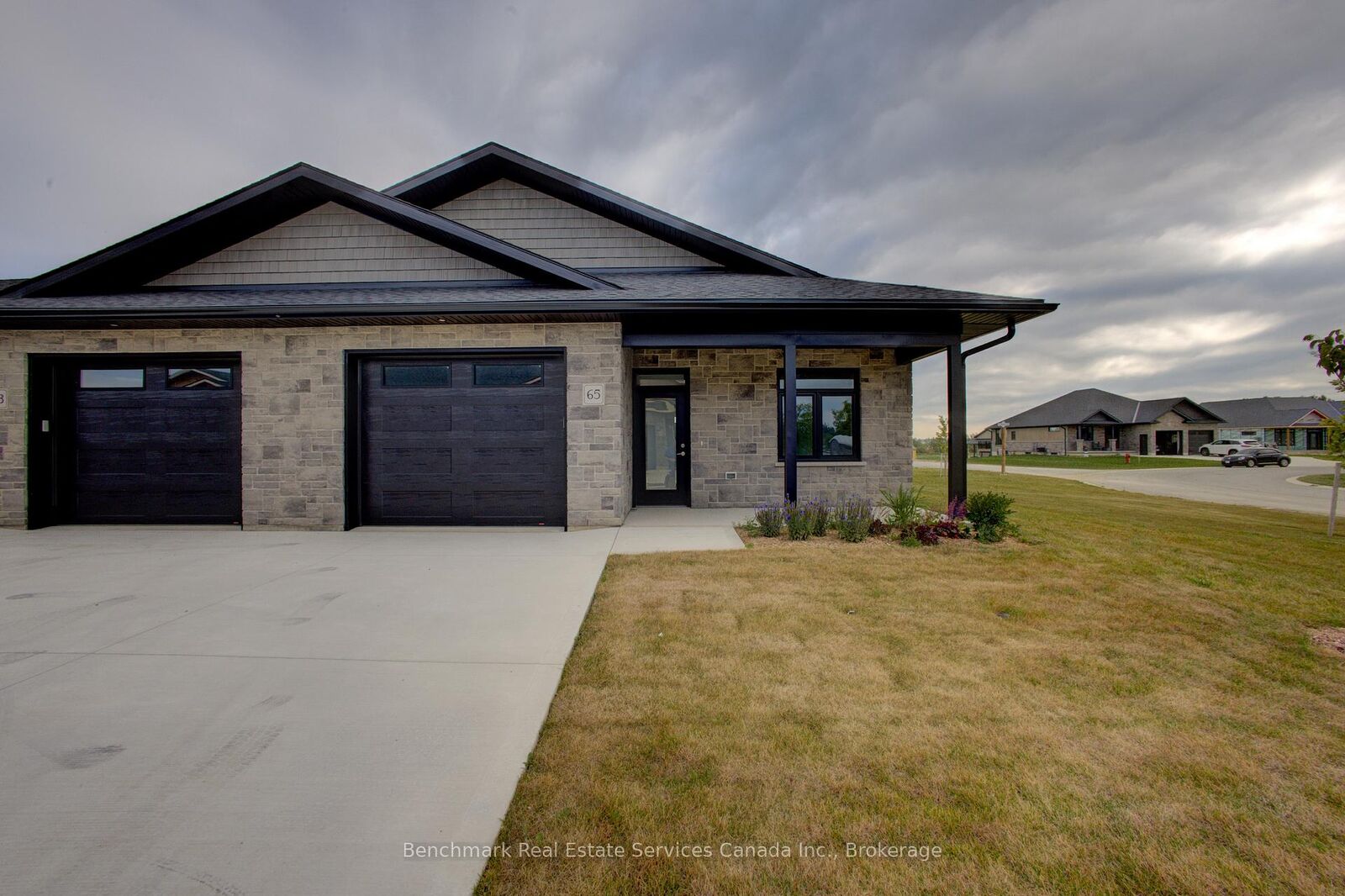 Property Photo: 53 Cavalier Crescent ON N0G 2R0