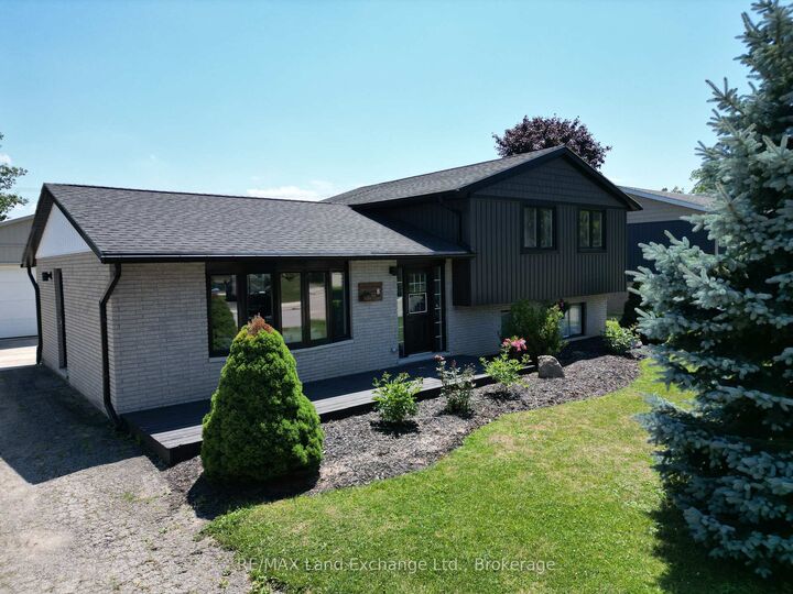 Property Photo: 8 William Street N ON N0G 2R0