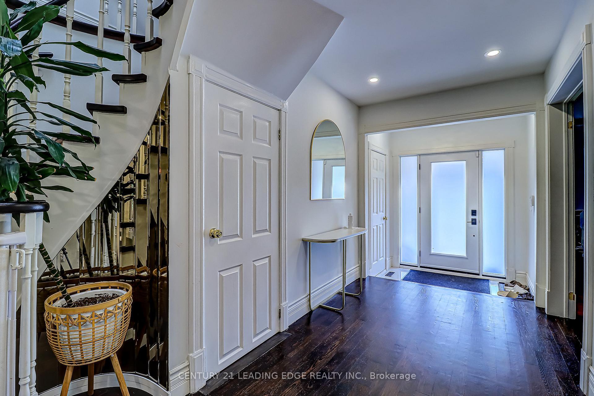 Property Photo: 1971 Fairport Road ON L1V 4M2