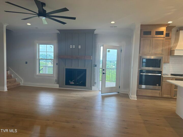 Property Photo: 104 Glaze Farm Way TN 37615