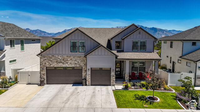 Property Photo: 10931 S Glamis Dune Dr 913 UT 84009