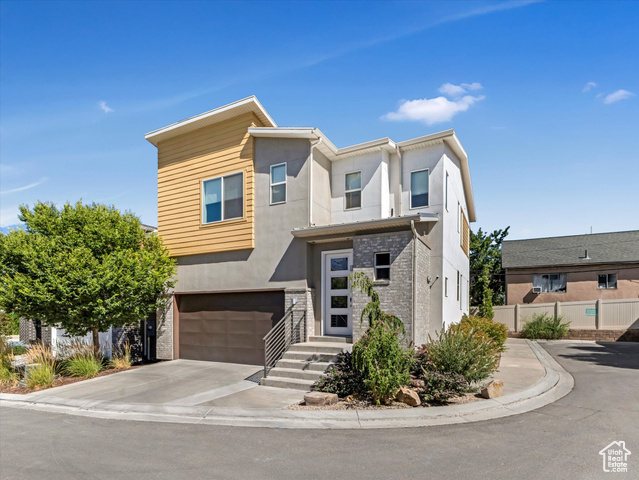 Property Photo: 552 S McClelland St UT 84102
