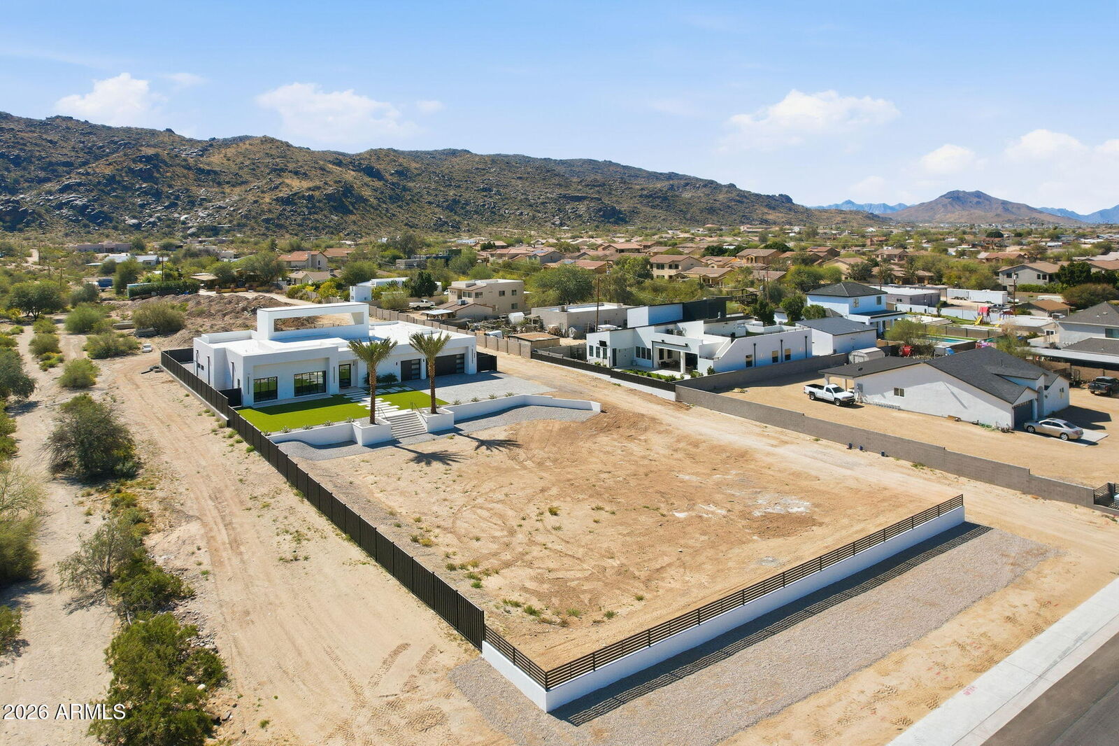 Property Photo:  2305 E South Mountain Avenue  AZ 85042 