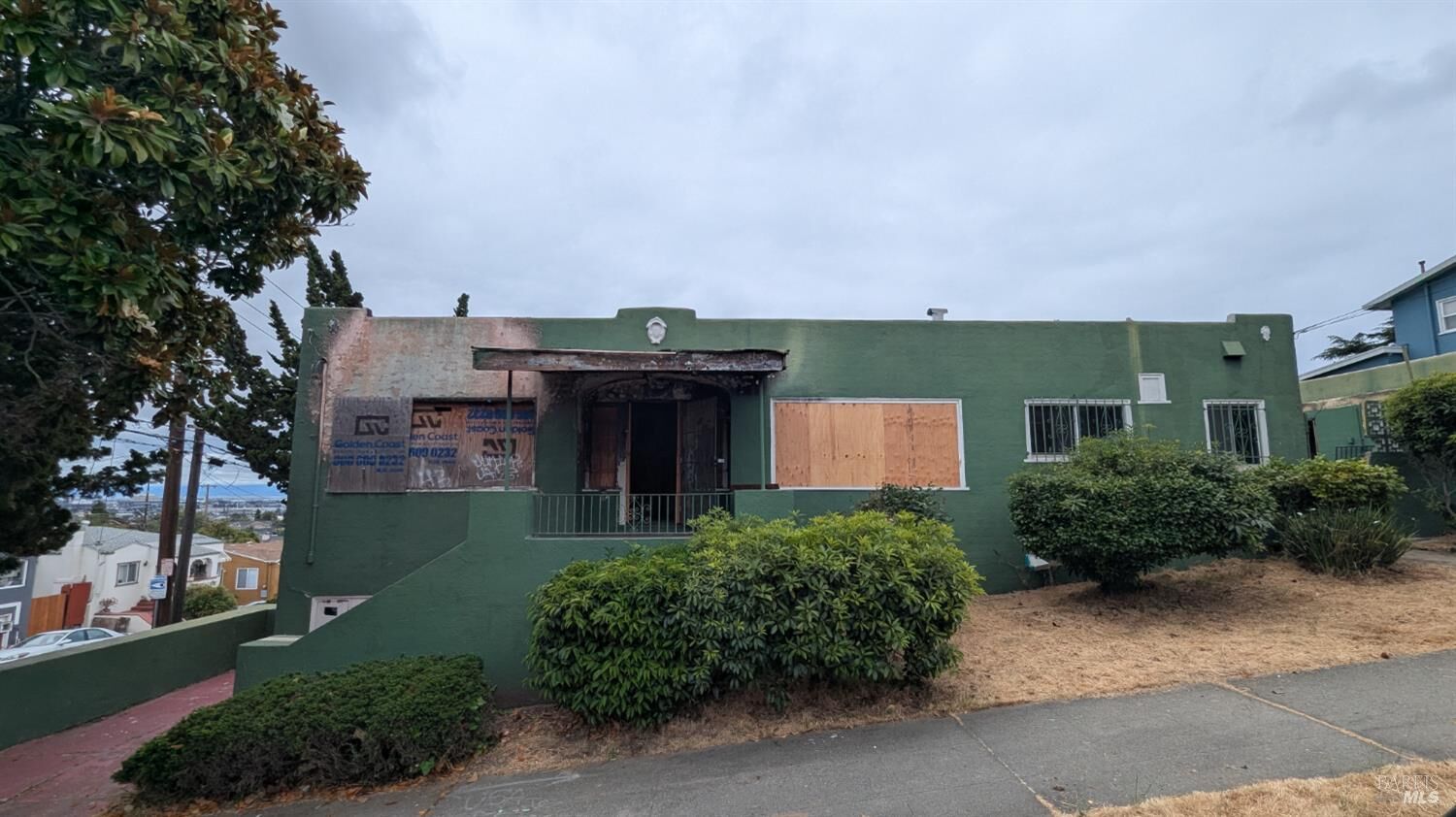 Property Photo: 4851 Walnut Street CA 94619