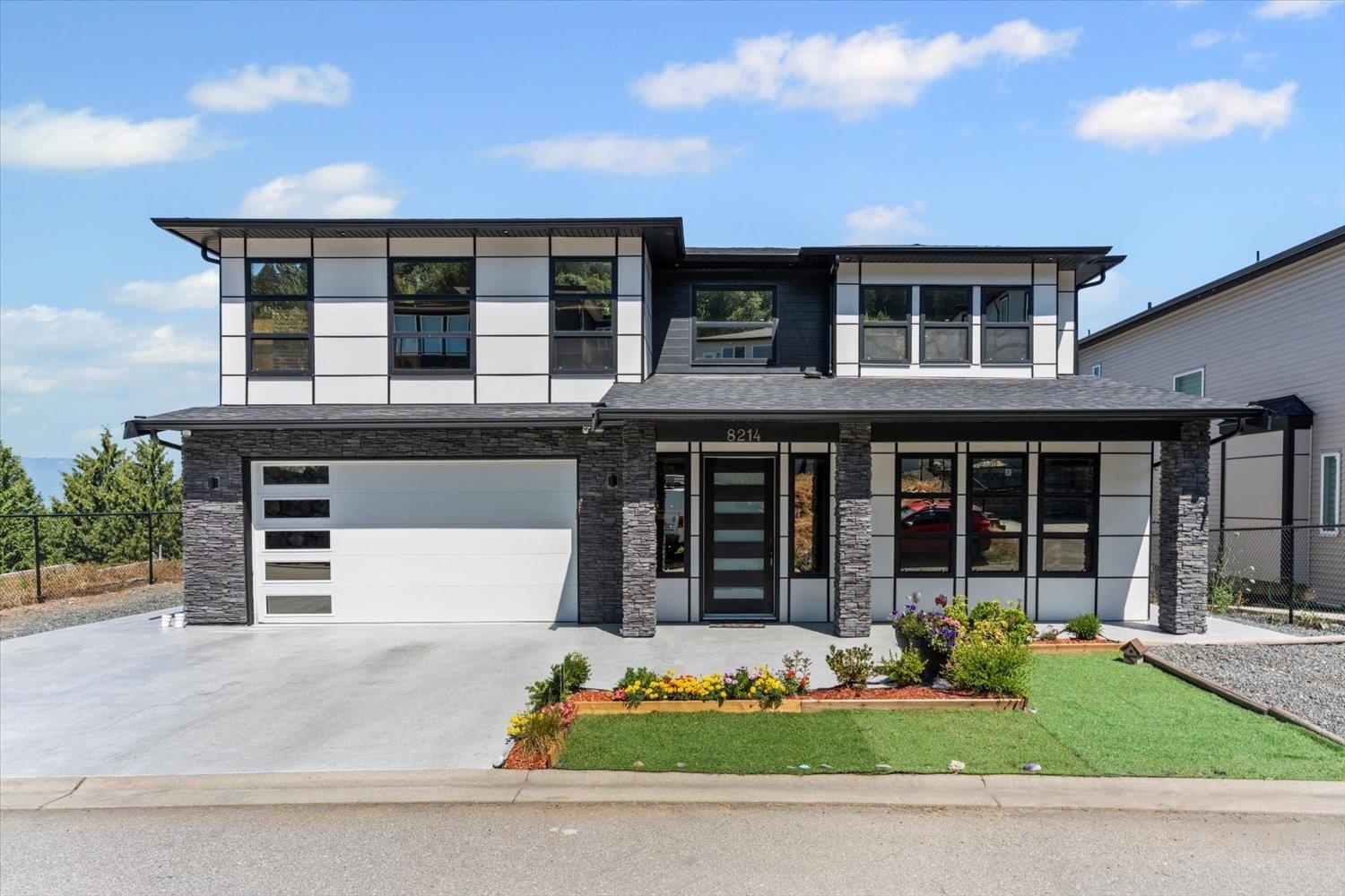 8214 Nixon Road  Chilliwack BC V4Z 0E4 photo