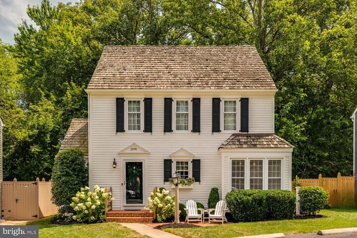 2091 Cobblestone Lane  Reston VA 20191 photo