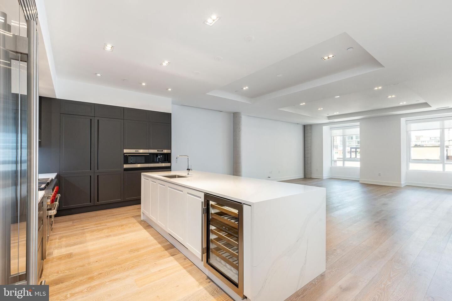 Property Photo:  2108 Walnut Street 10 401  PA 19103 