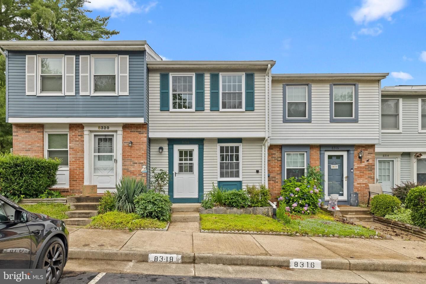 Property Photo:  8318 Brookvale Court  VA 22153 